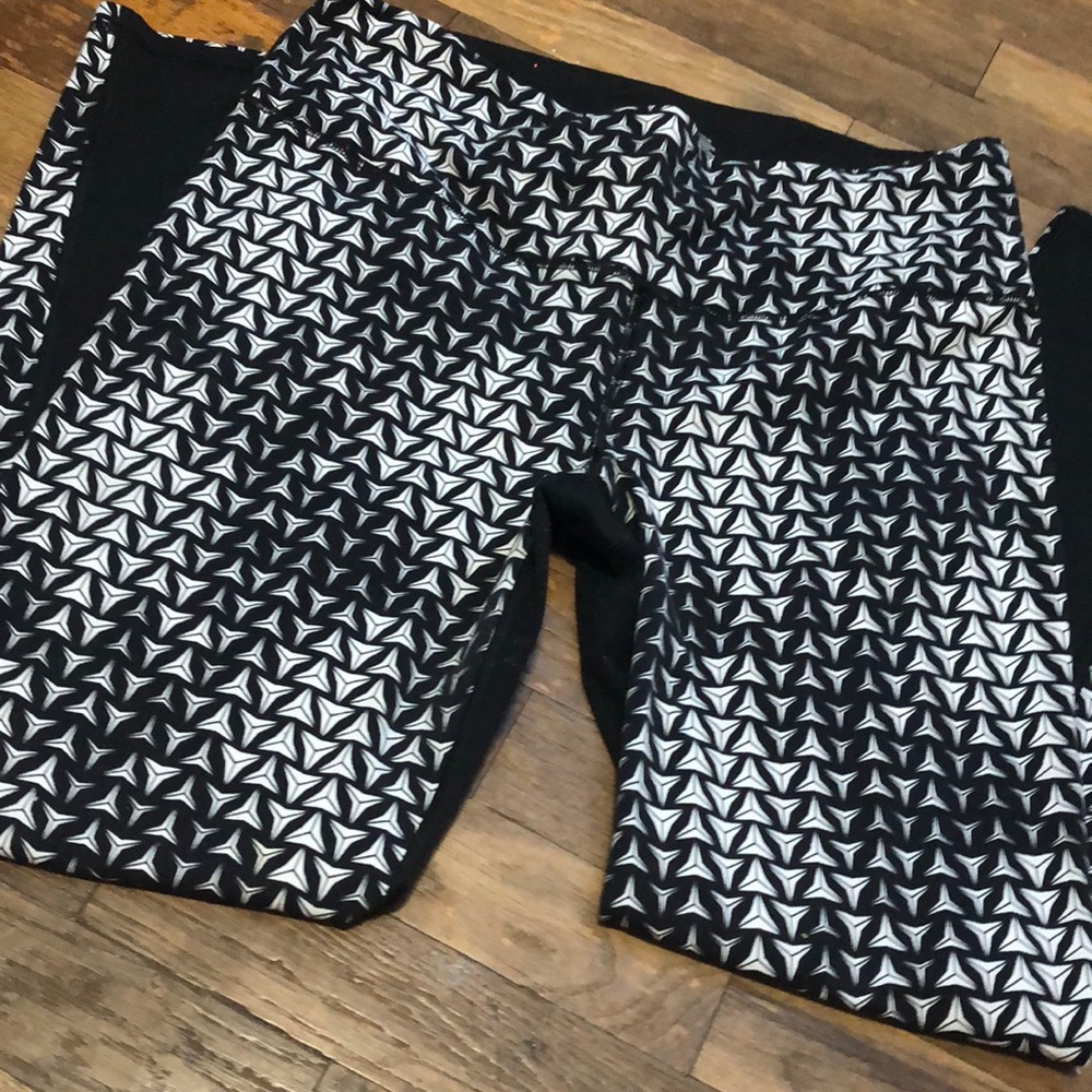 Victoria’s Secret Sport Leggings